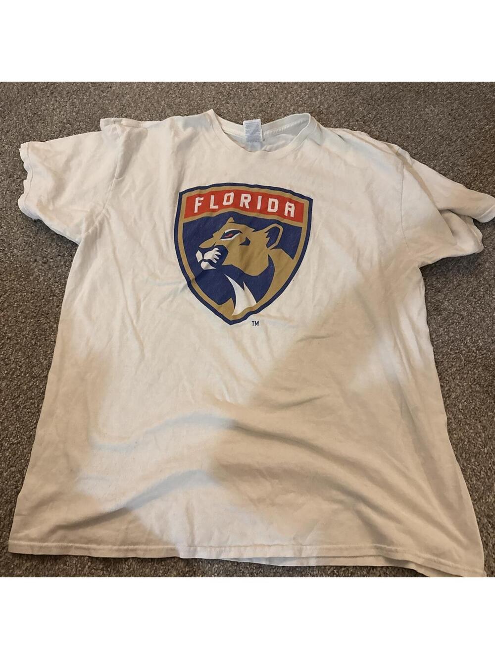 NFL Men's White and Multi Tshirt